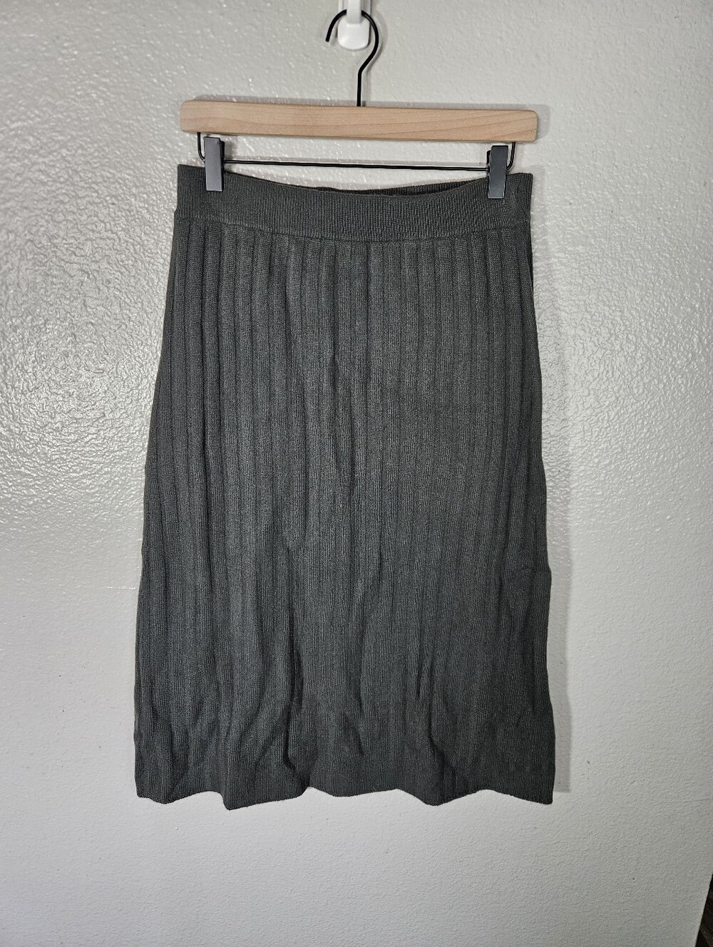 Quince Mongolian Cashmere Midi Skirt Moss Size S - Picture 2 of 10